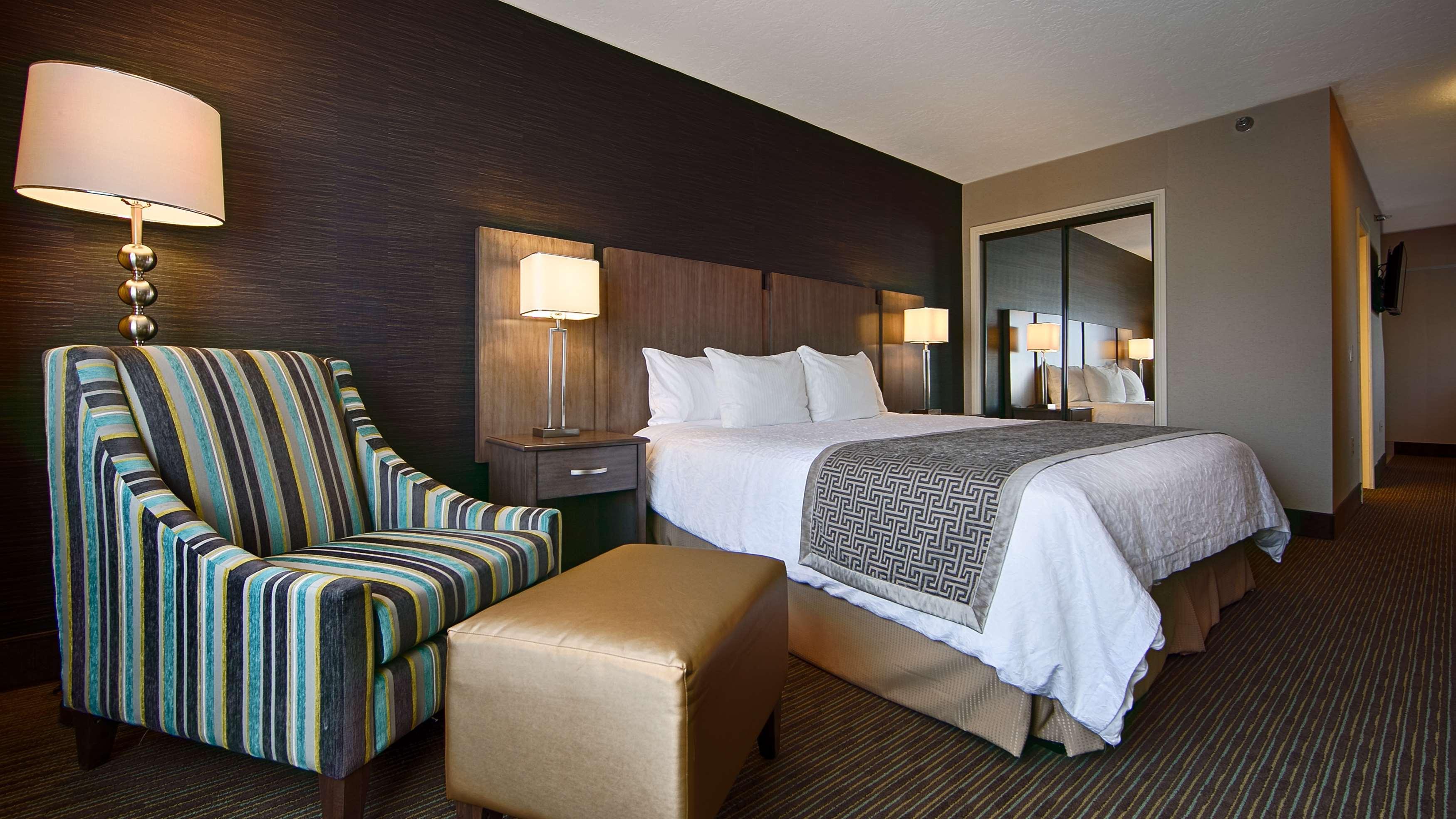 Best Western Plus Cotton Tree Inn Sandy Exterior photo