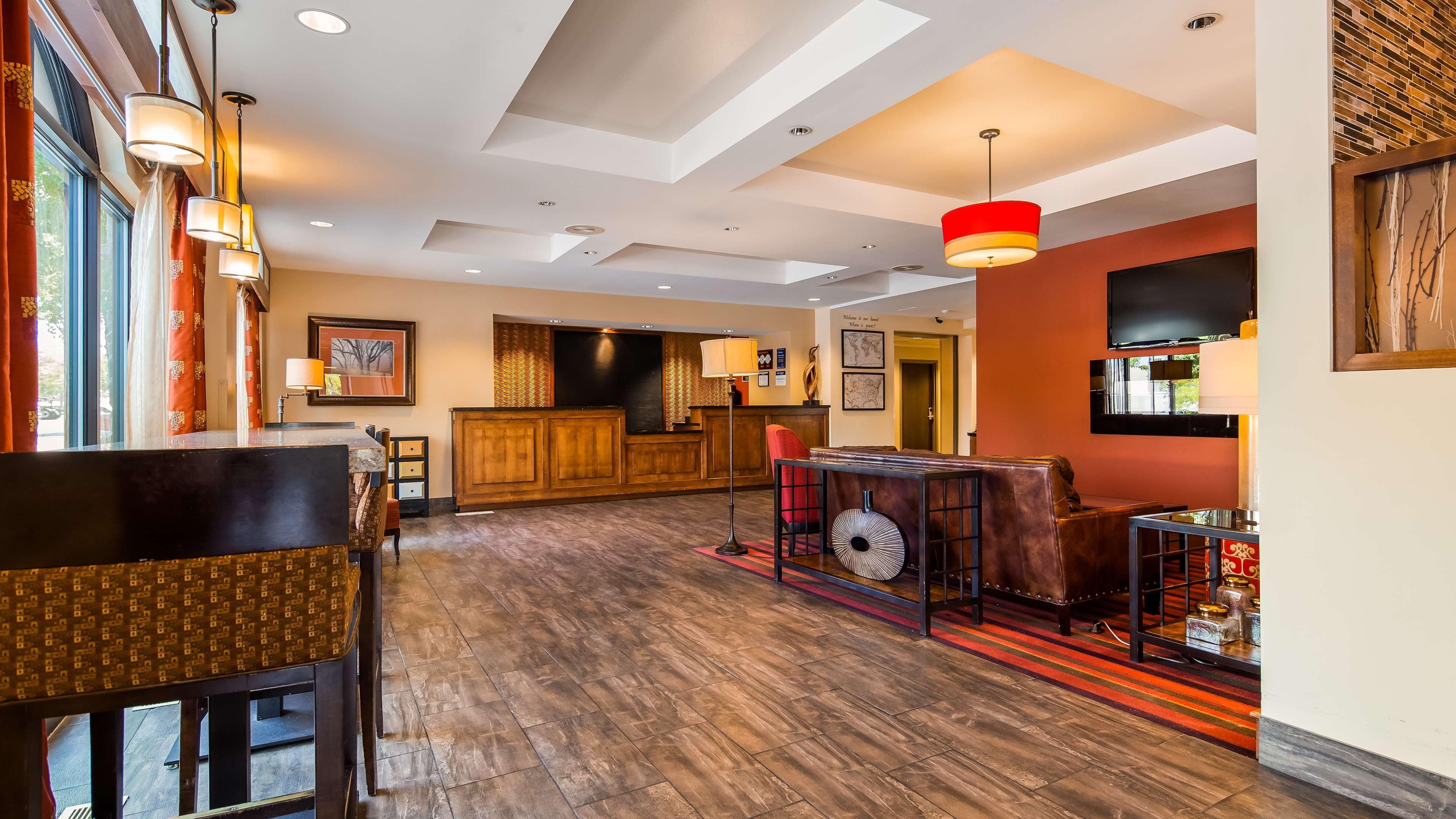 Best Western Plus Cotton Tree Inn Sandy Exterior photo