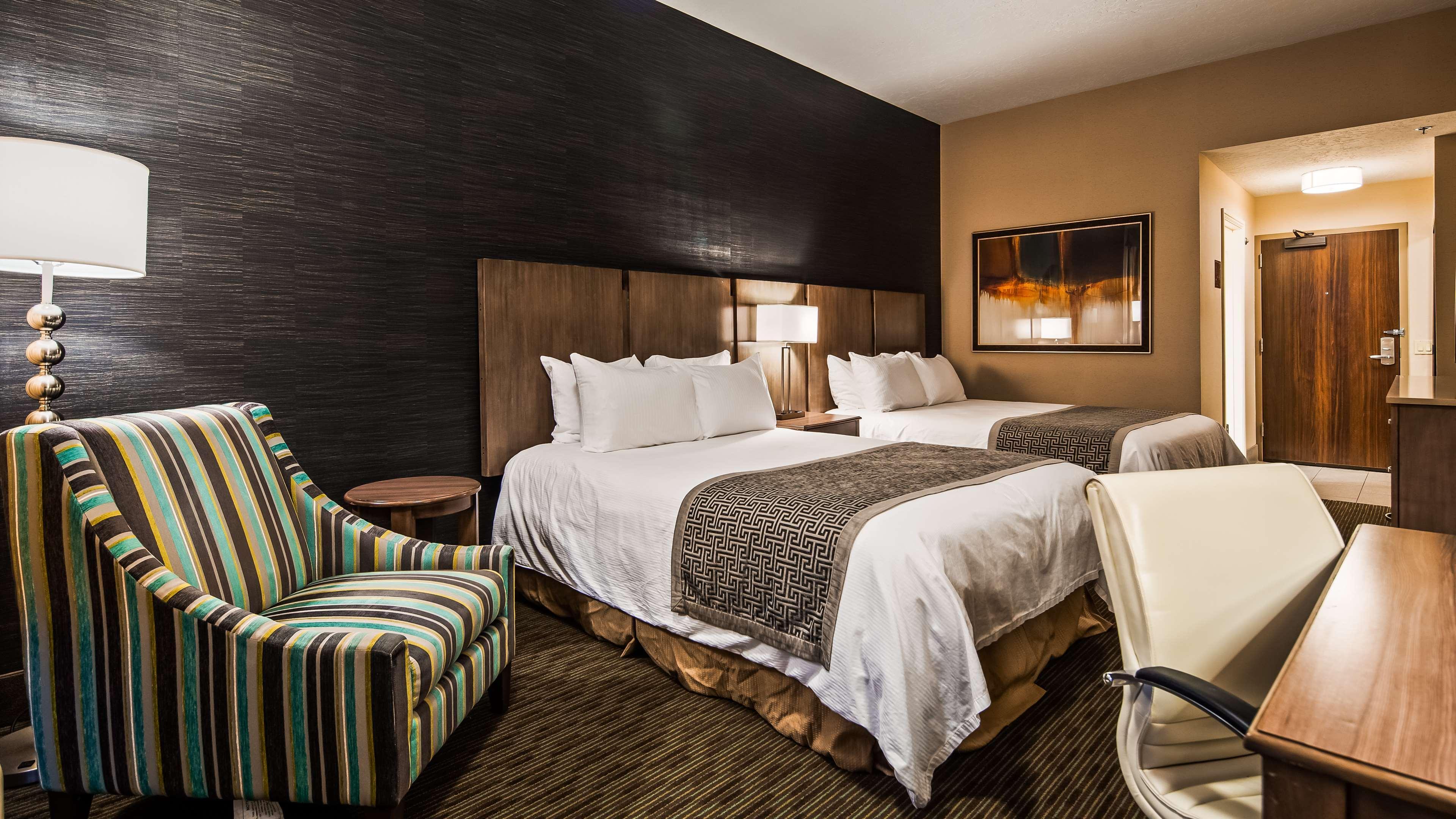 Best Western Plus Cotton Tree Inn Sandy Exterior photo