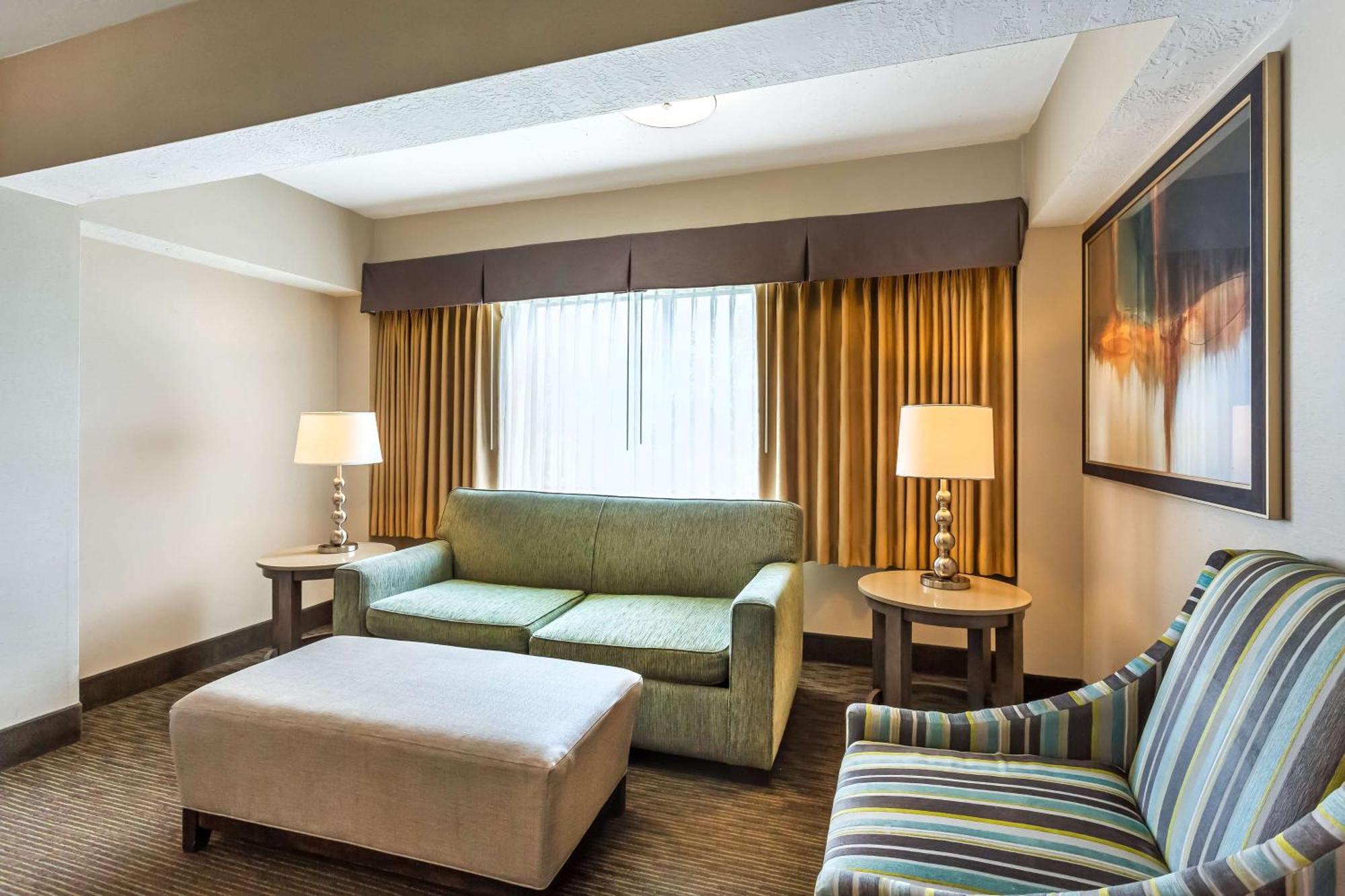 Best Western Plus Cotton Tree Inn Sandy Exterior photo