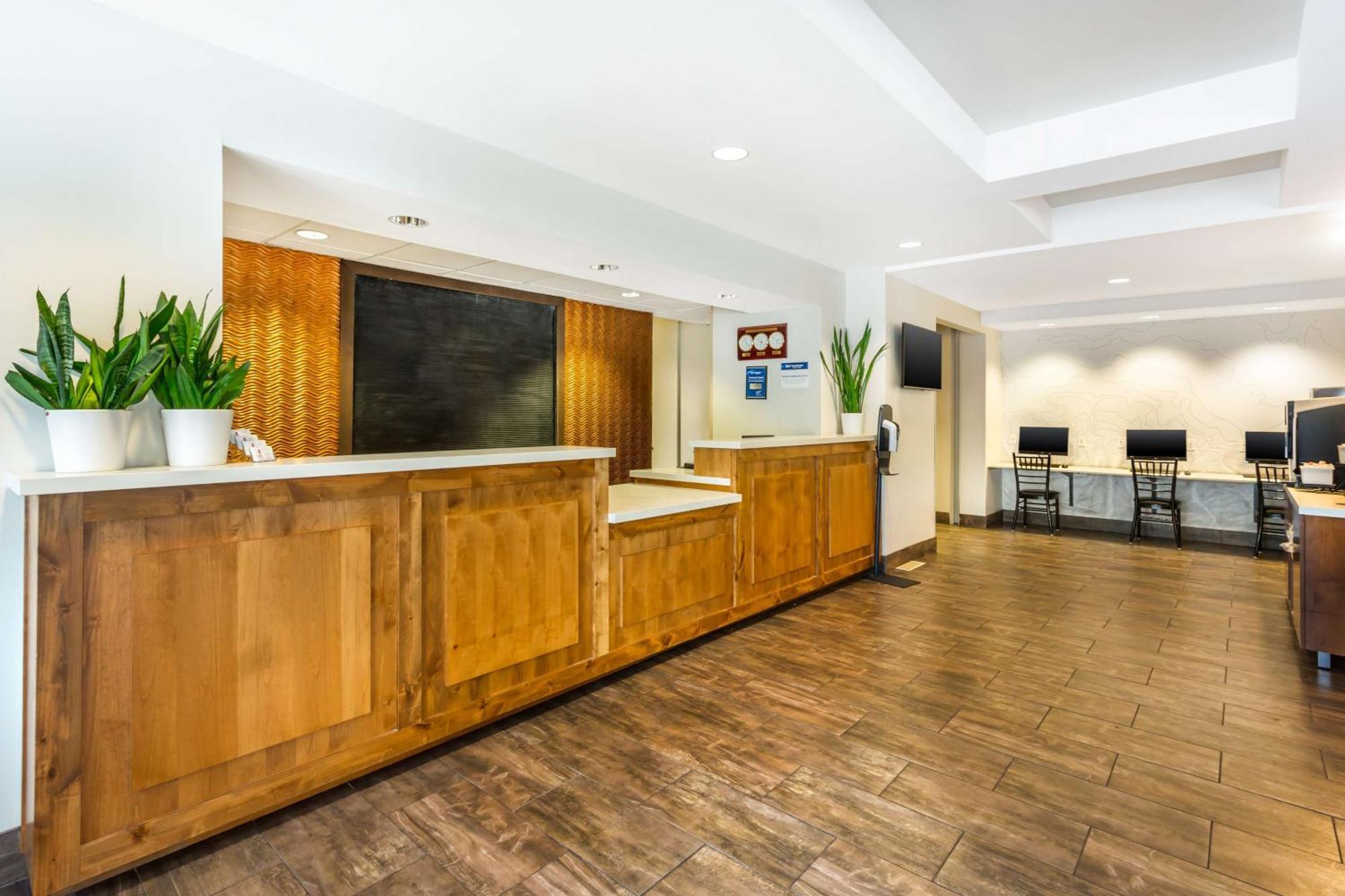 Best Western Plus Cotton Tree Inn Sandy Exterior photo