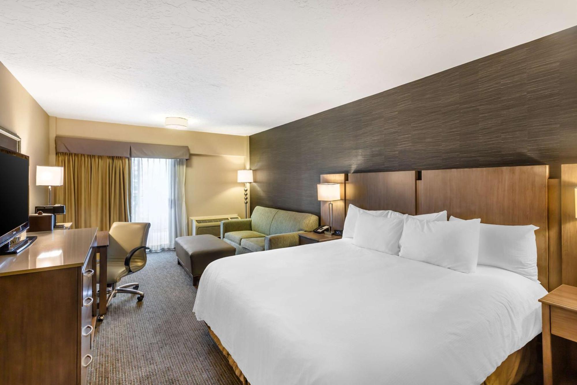 Best Western Plus Cotton Tree Inn Sandy Exterior photo