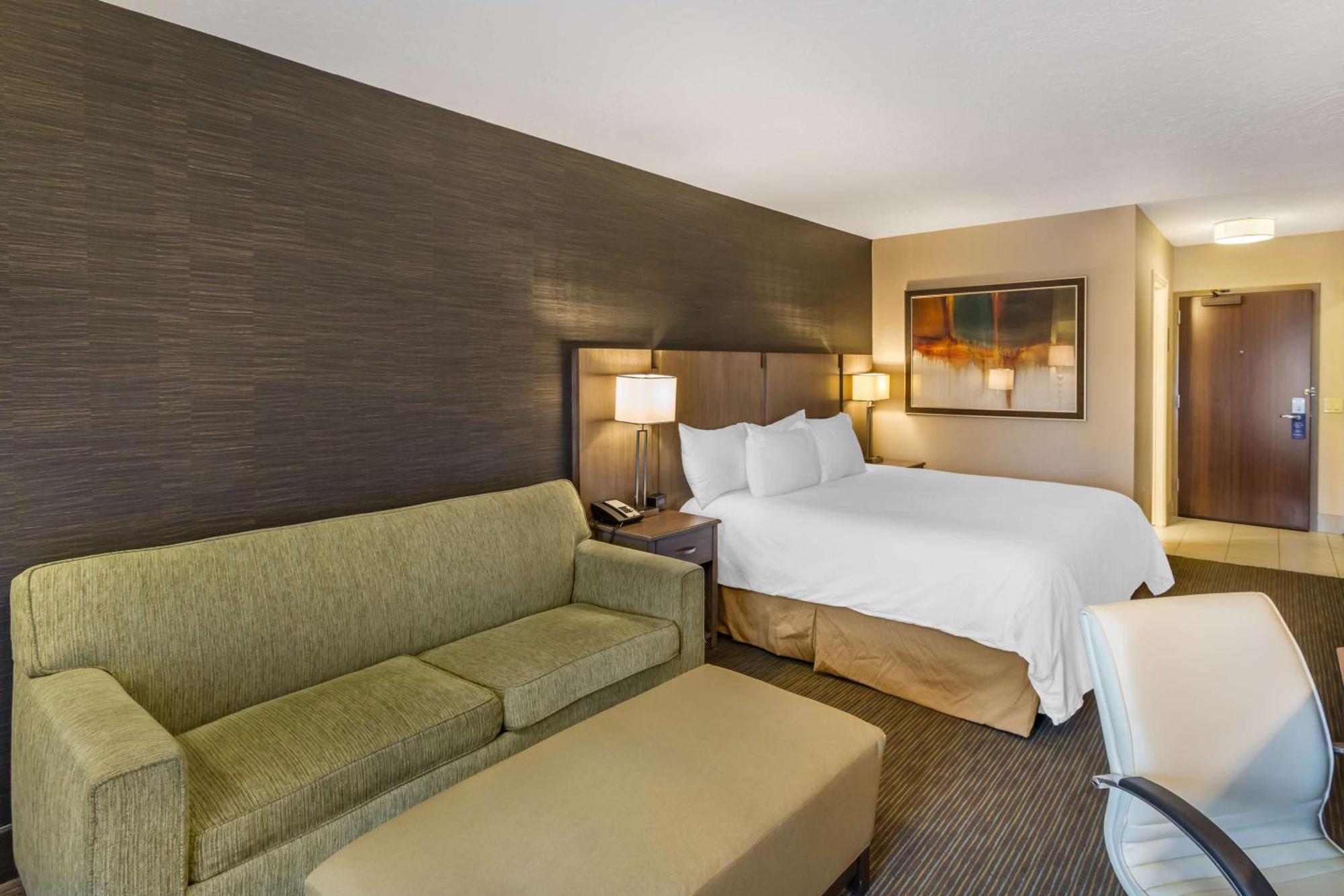 Best Western Plus Cotton Tree Inn Sandy Exterior photo