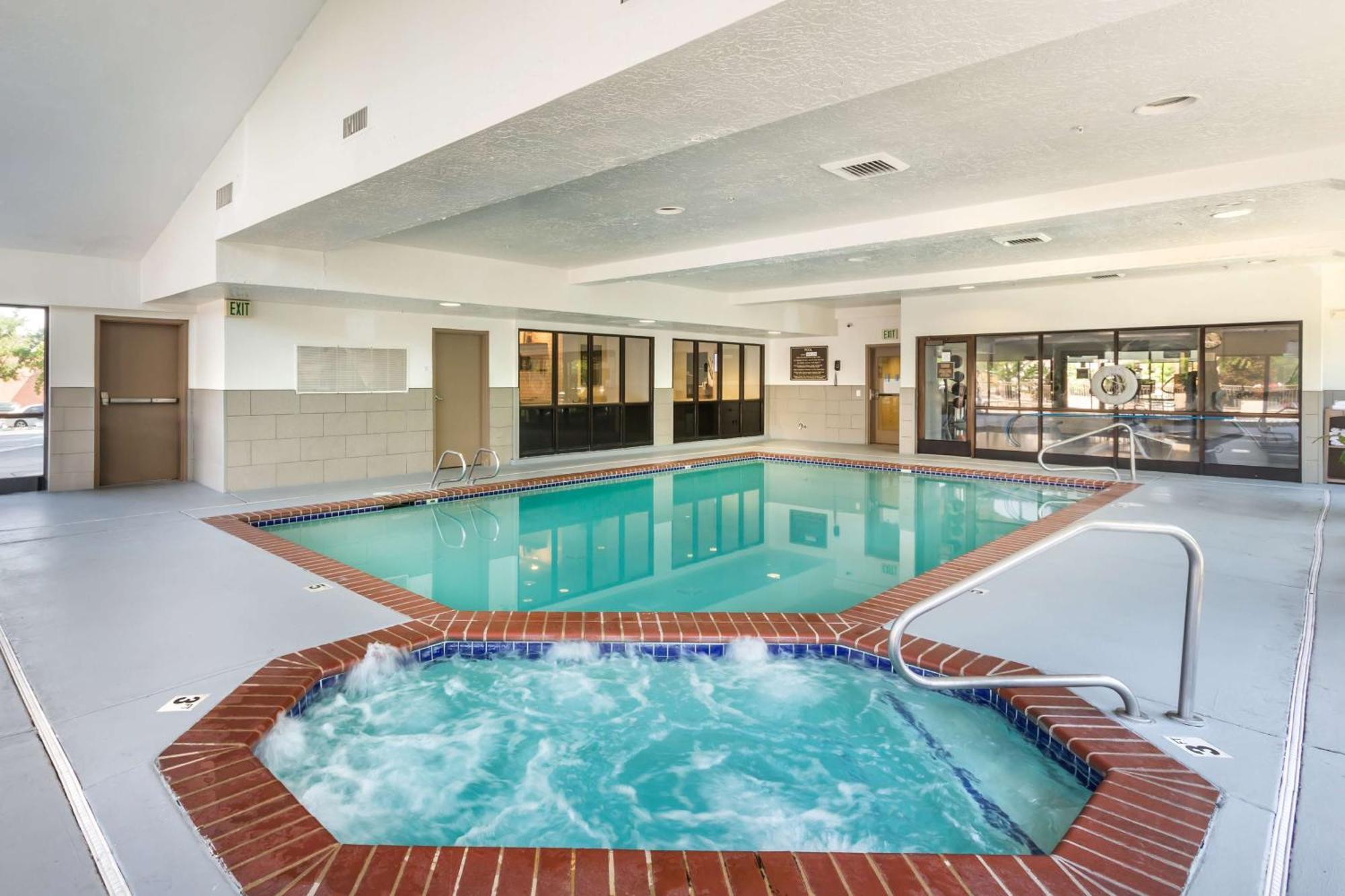 Best Western Plus Cotton Tree Inn Sandy Exterior photo
