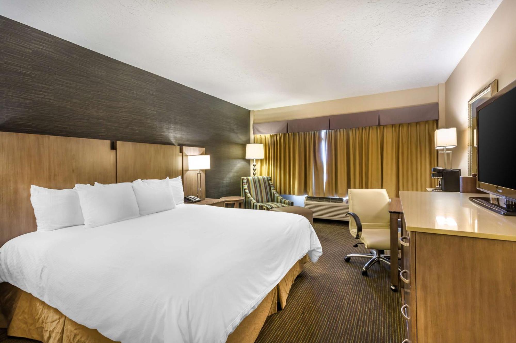 Best Western Plus Cotton Tree Inn Sandy Exterior photo