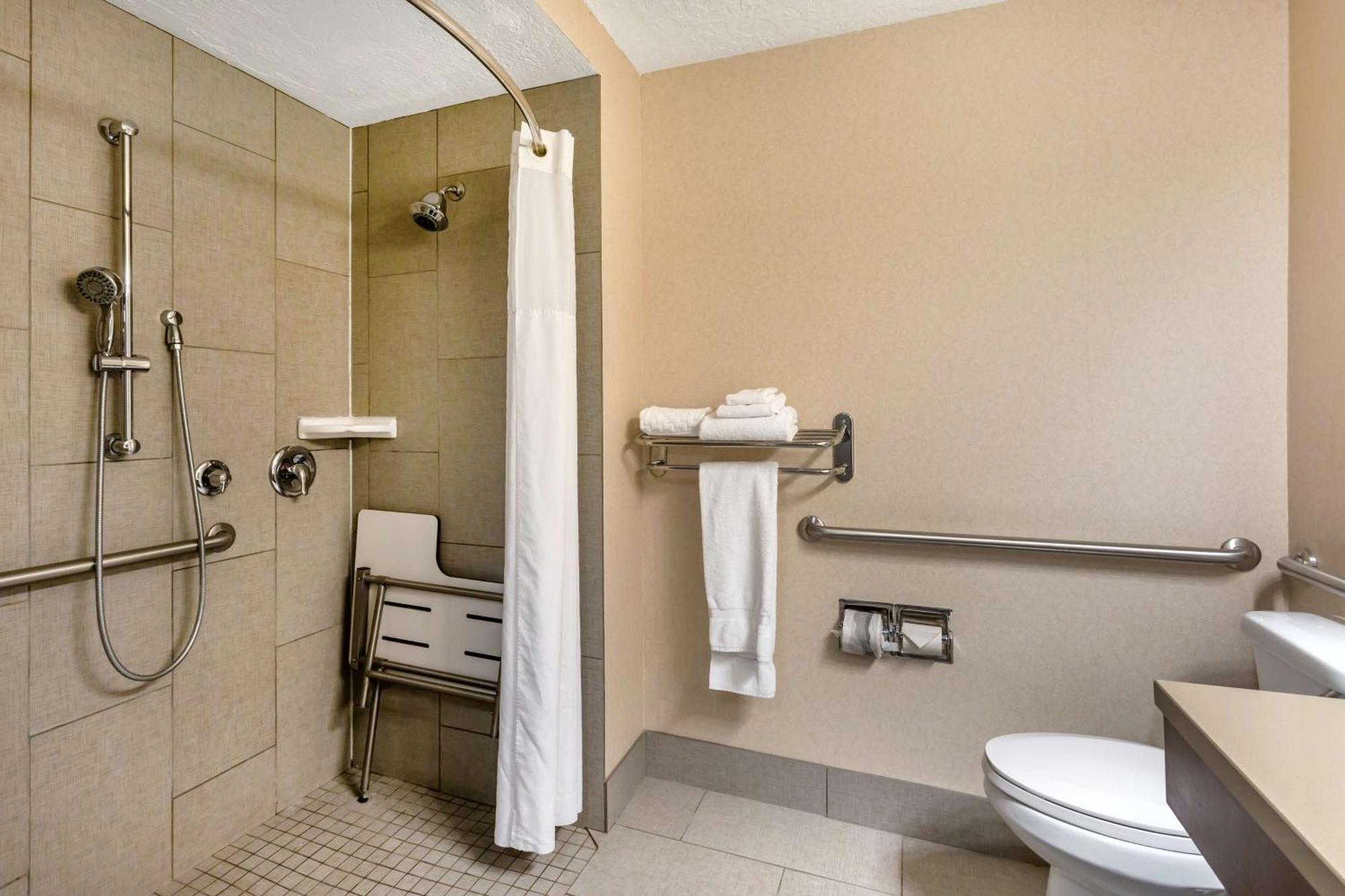 Best Western Plus Cotton Tree Inn Sandy Exterior photo